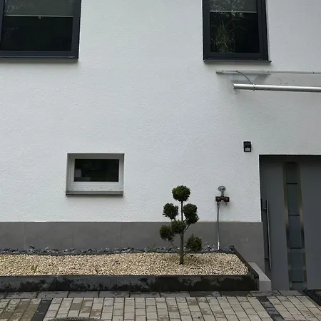 Brand New Modern & Stylish Apartment *