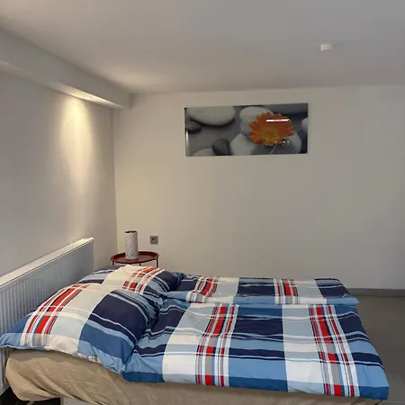 Brand New Modern & Stylish Apartment Hannover